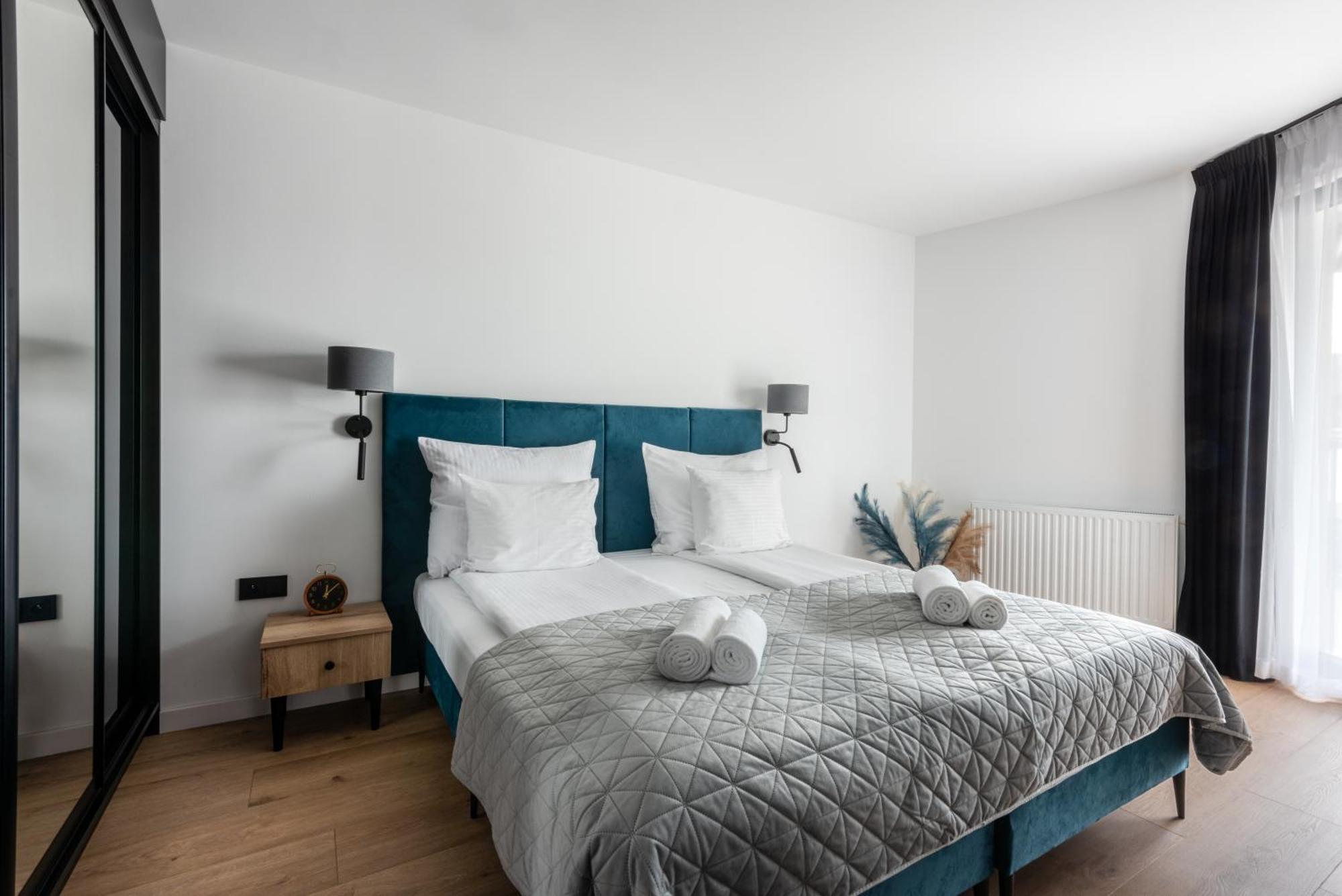 Inpoint Spacious Near Main Square & Kazimierz District Apartment Krakow